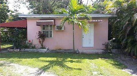 2nd image of 2015 SW 60th Ct