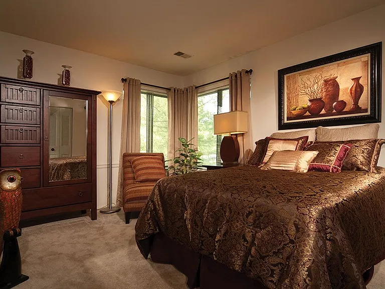 Mansfield Woods Apartments — Photo 10