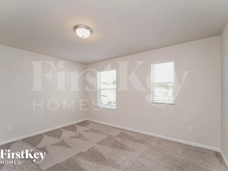 7326 Brawley Wood Ct — Photo 12