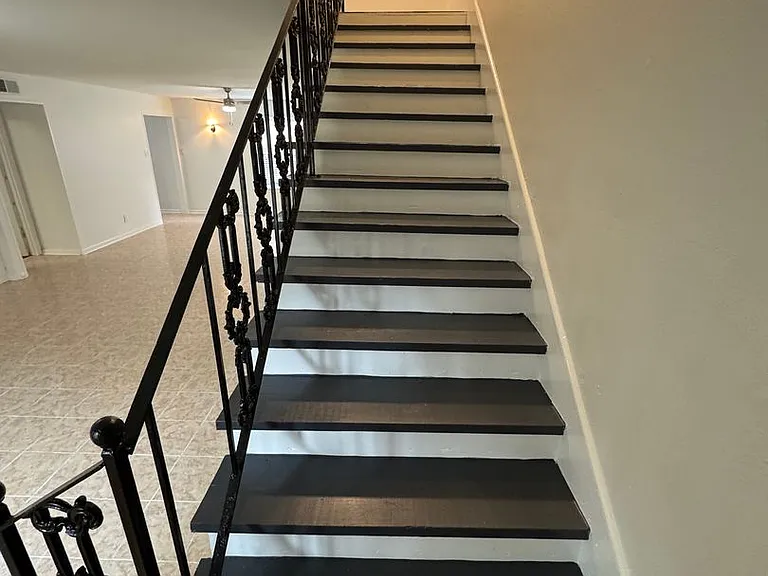 1512 Lake Ave — Photo 12