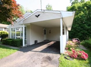 60 Pine Ave, Ossining, NY 10562