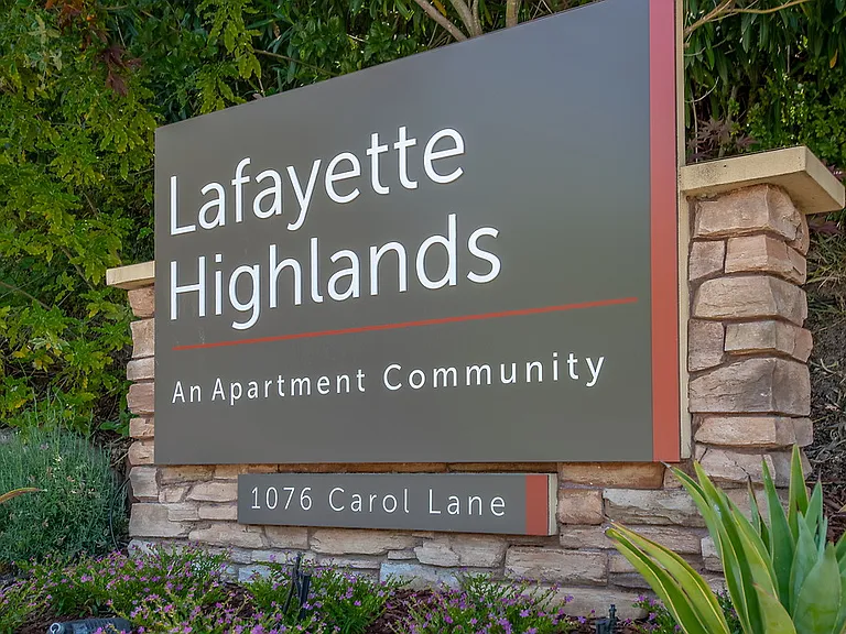 Lafayette Highlands — Photo 40