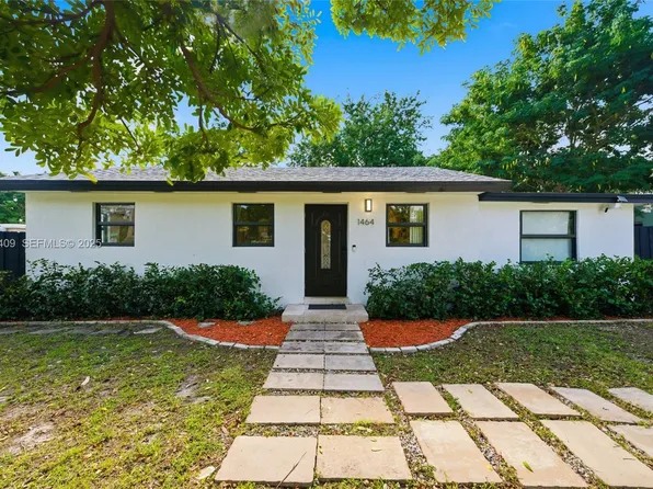 1464 NE 28th St, Pompano Beach, FL 33064