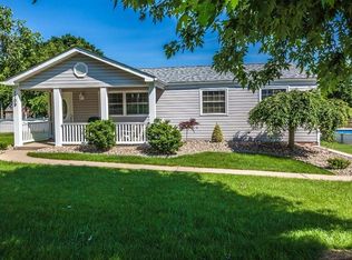1709 Trolist Dr, North Huntingdon, PA 15642