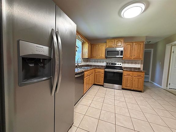 5th image of 2155 W Westholme Dr