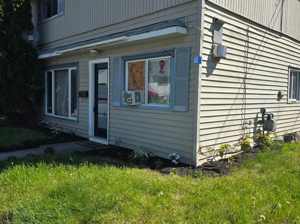 60 Oxford Rd, Quinte West, ON K0K 2C0