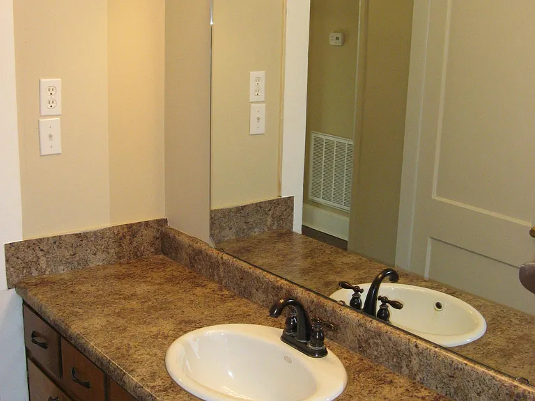 Downstairs Bathroom 2