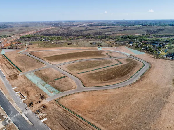 8400 Spyglass Ln, Amarillo, TX 79124