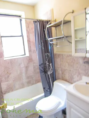 Rented by Bohemia Realty Group | media 20