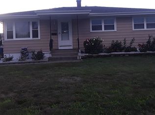 3026 99th St, Highland, IN 46322