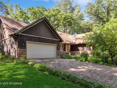1166 Geringer Rd, Algonquin, IL, 60102