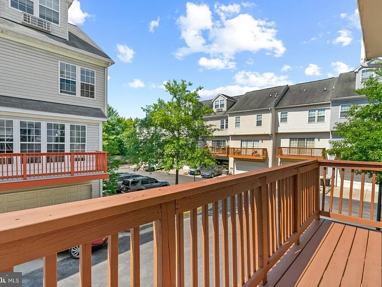 3508 Clay Creek Ct — Photo 31