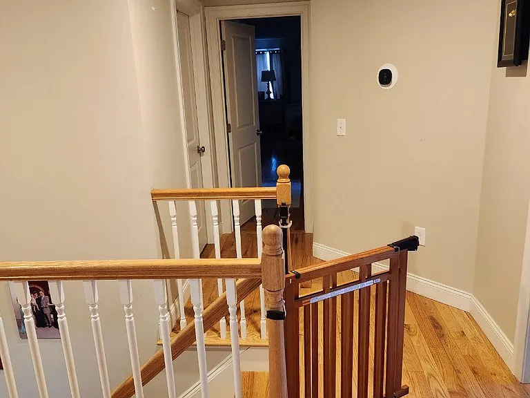 21 Pleasant St — Photo 20
