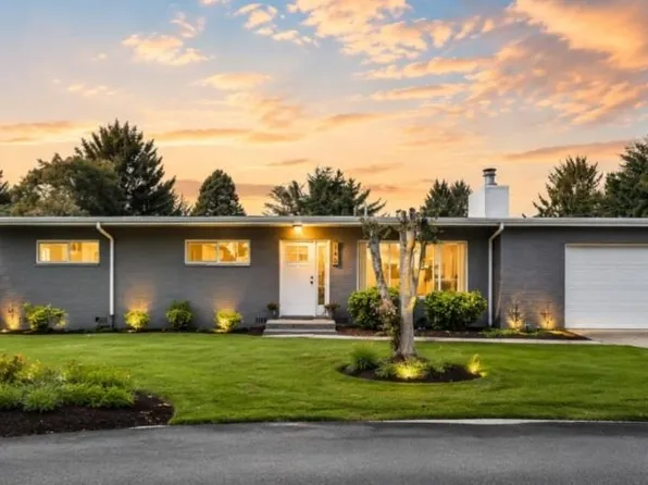 140 Adrian Way, Crescent City, CA 95531