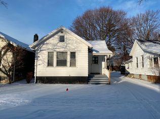 67 Oakland St, Rochester, NY 14620