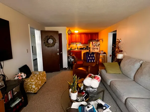 8 Brattle Dr, Arlington, MA