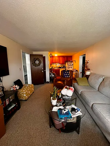 8 Brattle Dr Photo 1