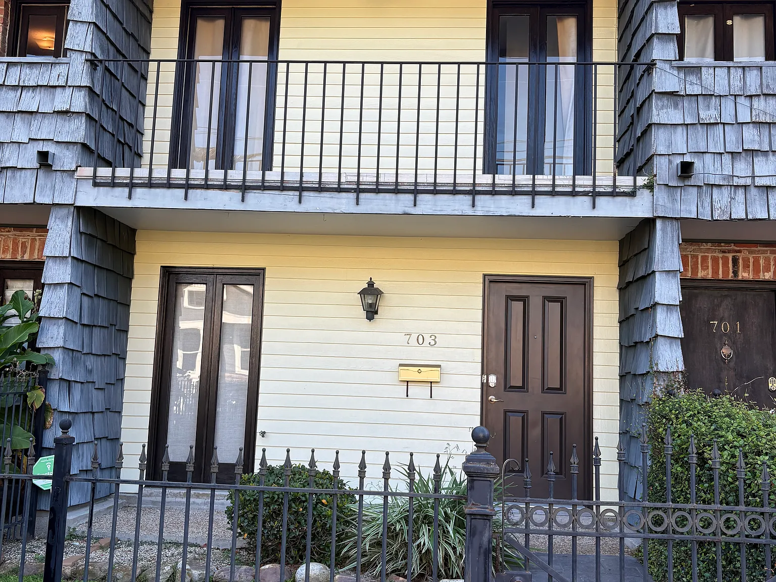 2 bed, 1150 sqft, $1,950 — Photo 1