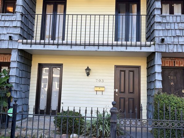 703 Octavia St
