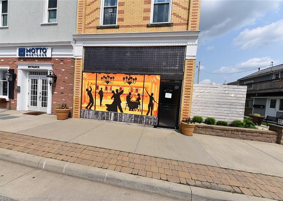 1st image of 24 S Main St