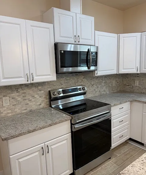 1475 Bonnyview Dr — Photo 9