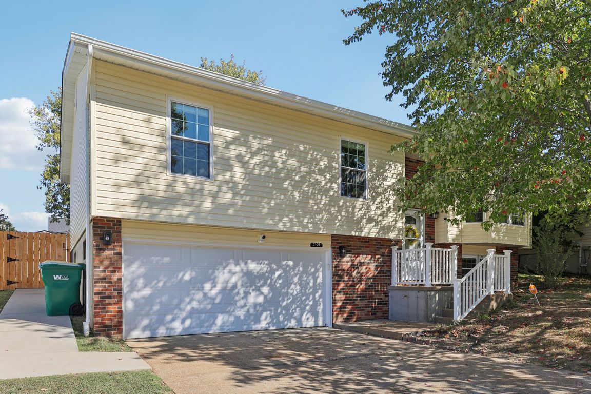 3121 Lupine Dr-S1010-002.jpg