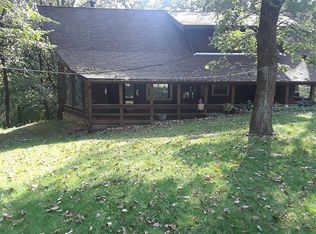 8867 Whitetail Ln, Fort Calhoun, NE 68023