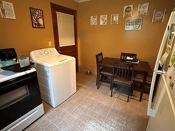4th image of 107 Vida Ln