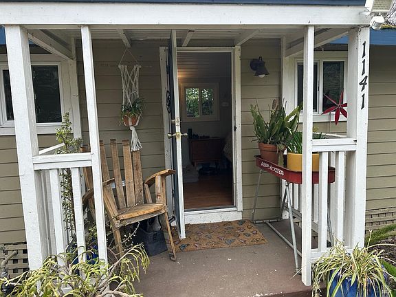 2nd image of 1141 Humboldt Street