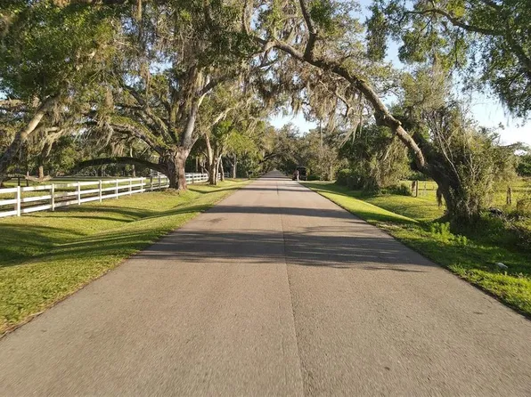 15111 Gaddy Up Ranch Rd, Sarasota, FL 34240