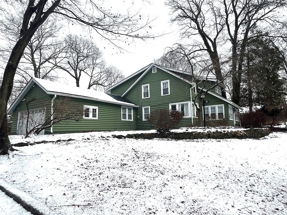 1st image of 5 Beverly Drive