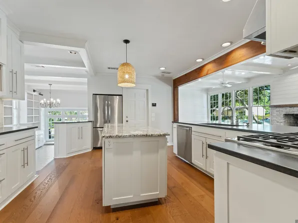 923 Finchley Ct, Baton Rouge, LA 70806