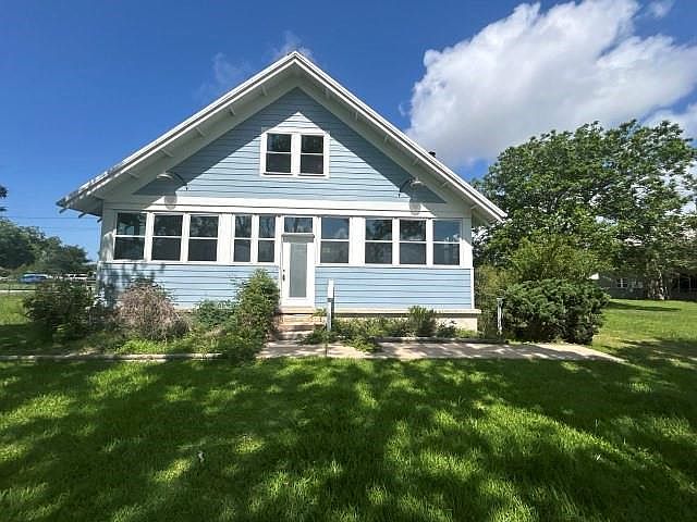 1st image of 2203 E Bayshore Dr