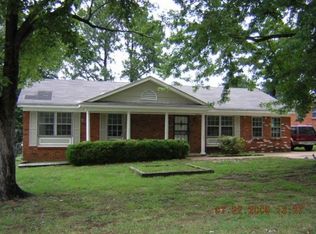 3882 Saint Elmo Ave, Memphis, TN 38128