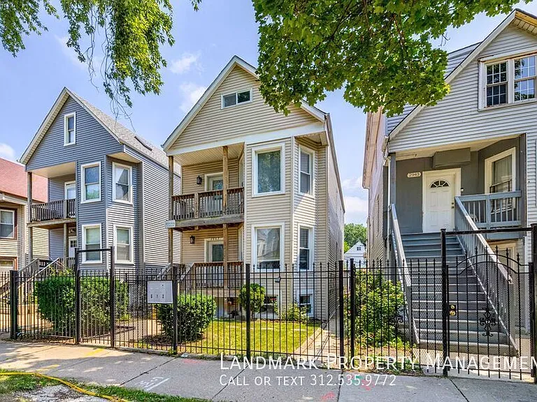 2947 N Avers Ave #2 — Photo 1