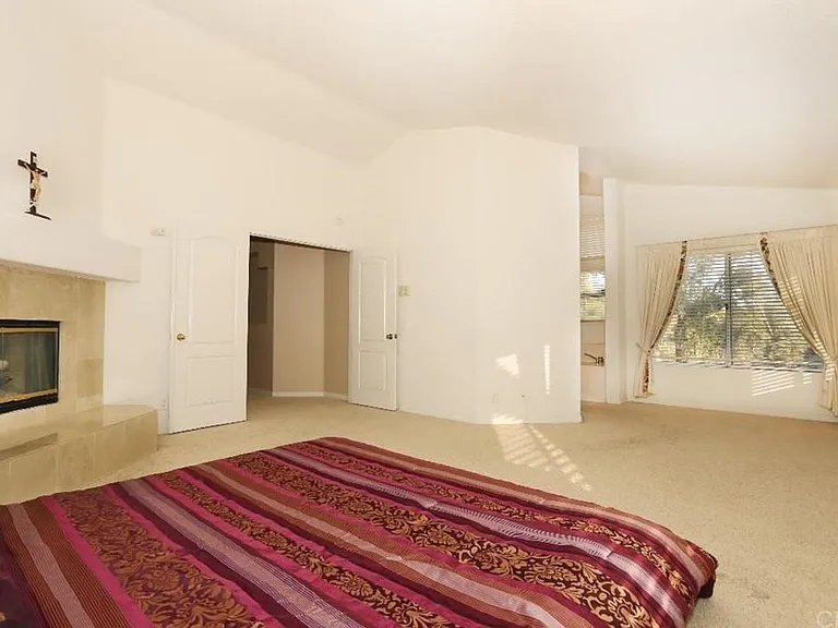 32280 Corte Coronado — Photo 21
