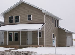 210 N Park Ave, Fond Du Lac, WI 54935