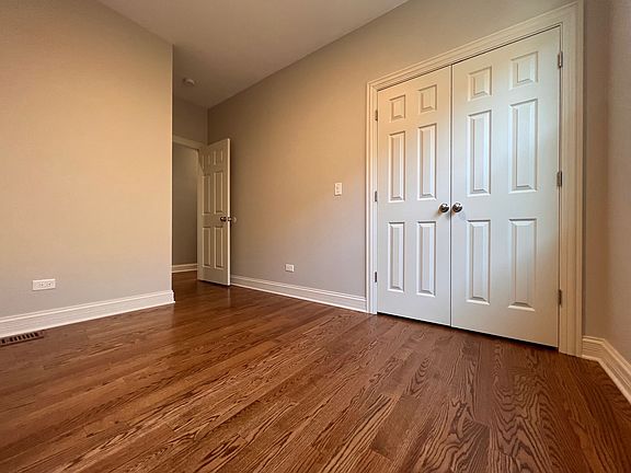 5th image of 1101 N Lawndale Ave