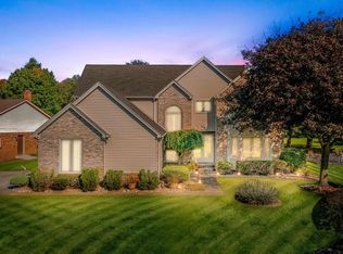 3739 Willowglen Ct, Washington, MI 48094