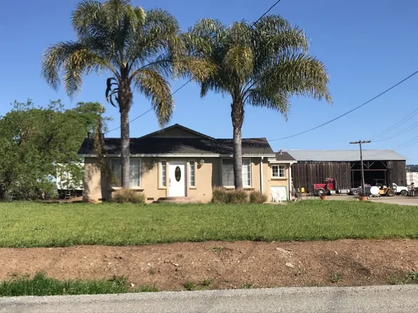 1565 E Middle Ave, San Martin, CA 95046