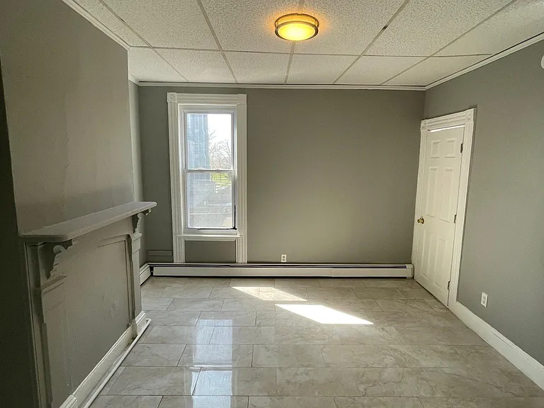 219 Magnolia Ave #3R — Photo 10