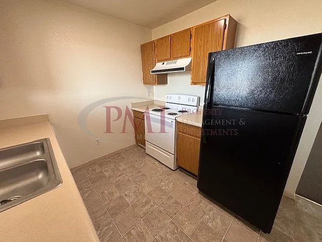 2306 S. Espina Street Unit C12 — Photo 96