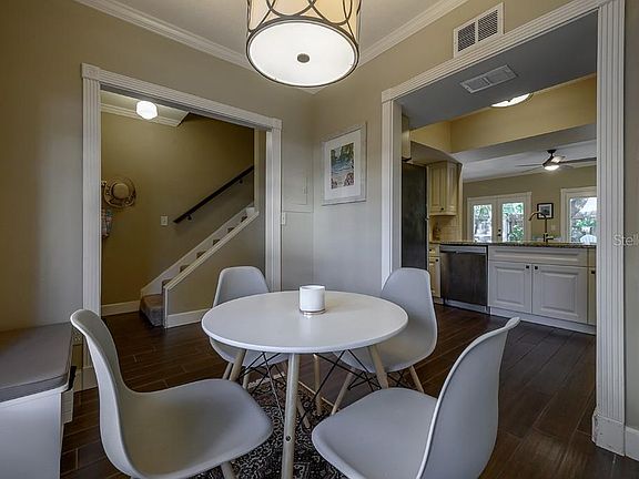 4th image of 409 S Audubon Ave Unit 5