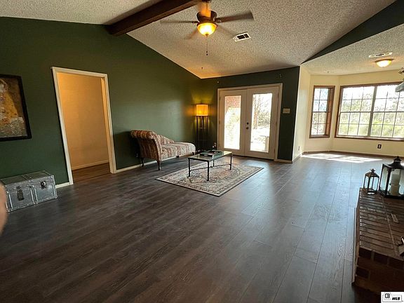 2nd image of 114 Ashlawn Ln
