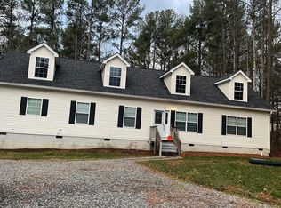 633 W Point Dr, Ruther Glen, VA 22546