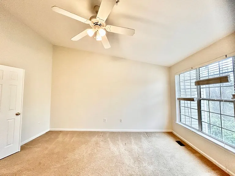 1803 Staley Manor Dr — Photo 18