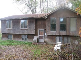 1127 Skunk Run Rd, Mercer, PA 16137