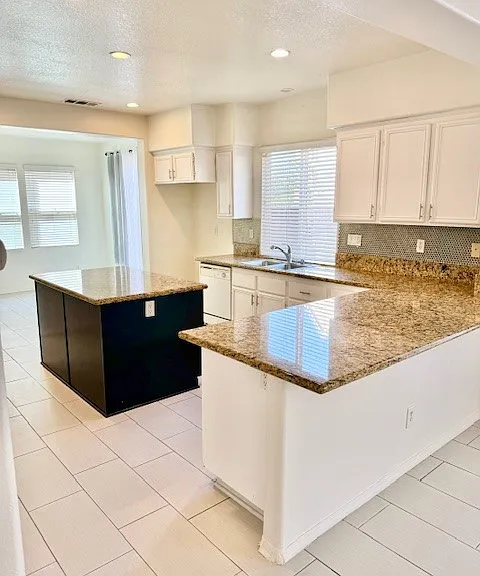 1562 Cheshire Dr — Photo 21