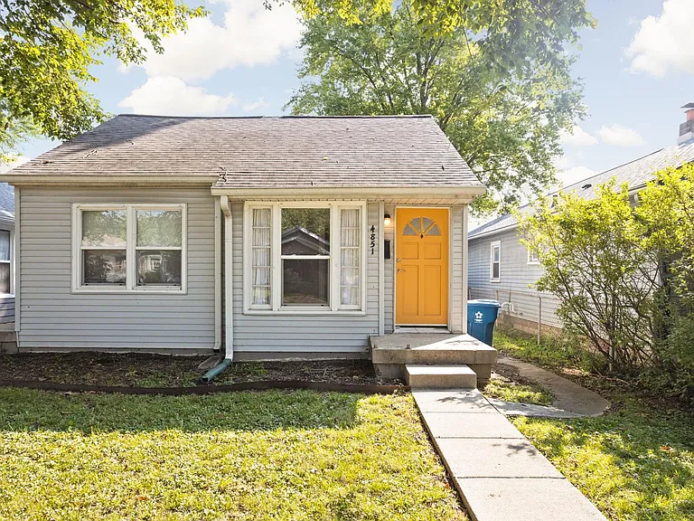 4851 Hillside Ave — Photo 1