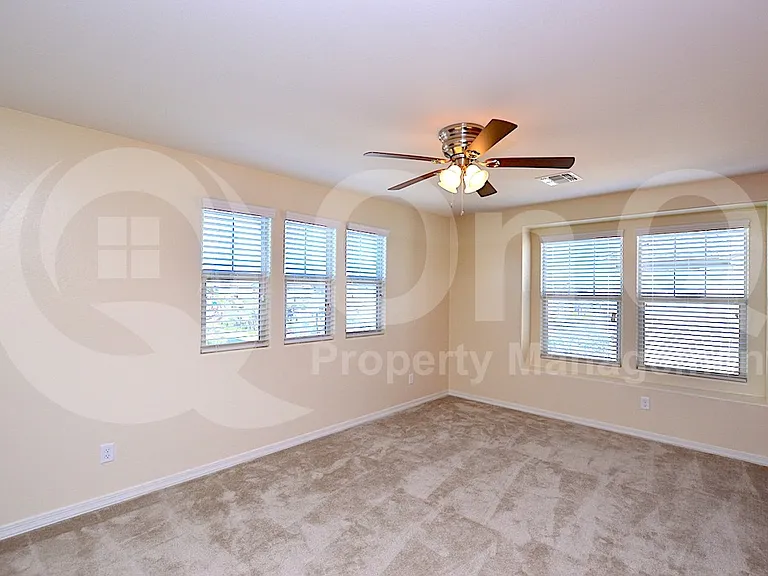 145 E Bluejay Dr — Photo 11